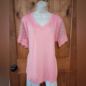 Chic Peach Lace Sleeve V-Neck Top